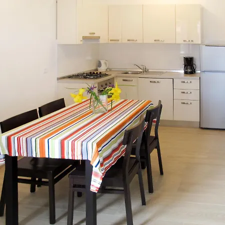 Apartman Miro - Lbn501 Barban