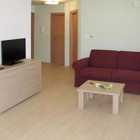 Miro - Lbn501 Apartman *